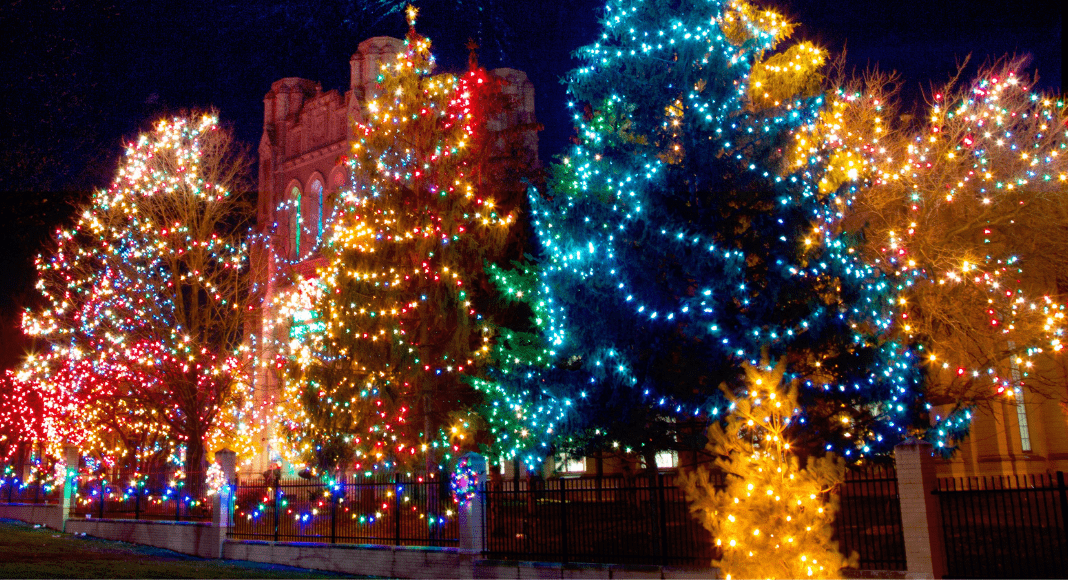 Best Places To See Christmas Lights in the El Paso Area